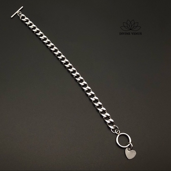 Toggle Clasp Curb Chain Bracelet | Stainless Steel - Picture 4 of 9